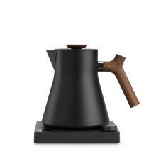 Kettle Corvo EKG Pro Black & Walnut 0.9L - Fellow