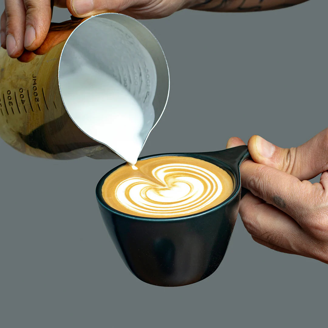 Porcelain Black Lino Single Cappuc 5oz /15cl