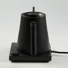 Aura Kettle 800ml Black